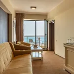 Hawaii מלון 4*