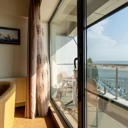 Hawaii Otel Mamaia