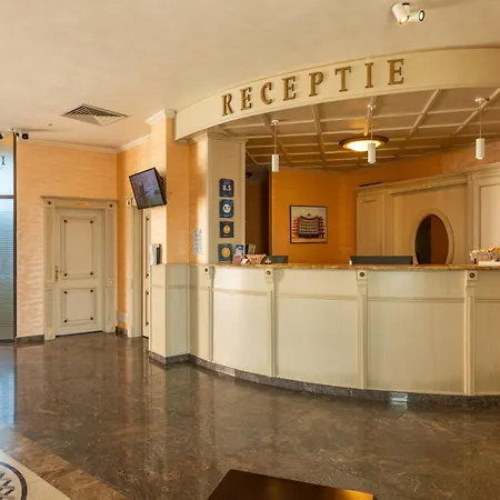 Hawaii Hotel 4*