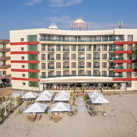 Hawaii 4* Mamaia
