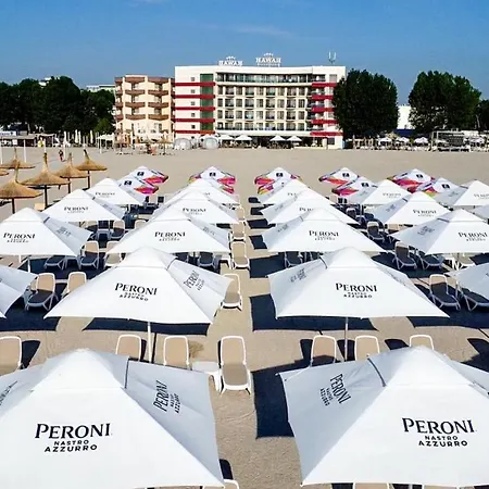 Hawaii Hotel Mamaia