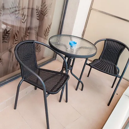 Hawaii 4* Mamaia