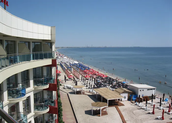 Hawaii 4* Mamaia